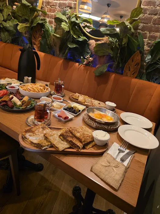 Loqma Cafe Picture 6