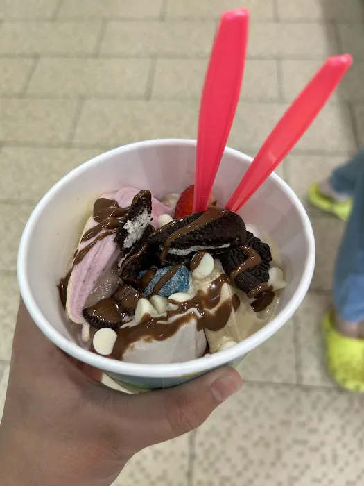 Yogurt City Picture 4