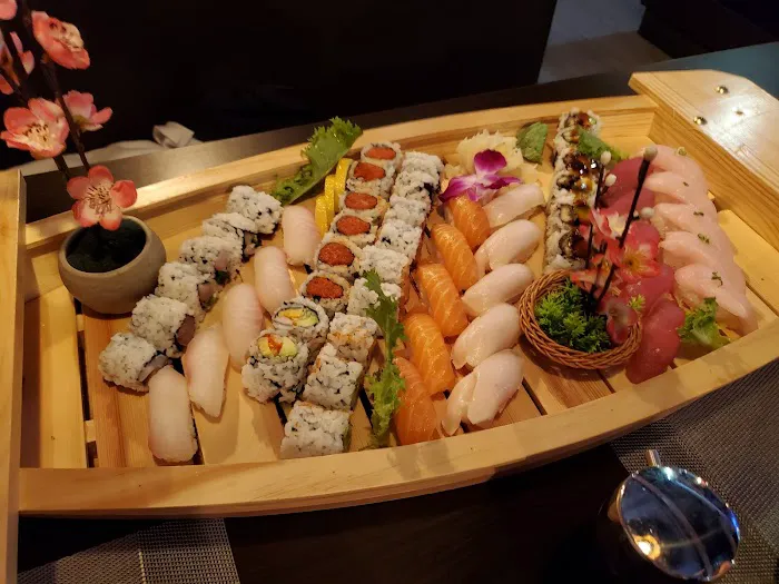 Fujisawa Asian Fusion & Bar Picture 6