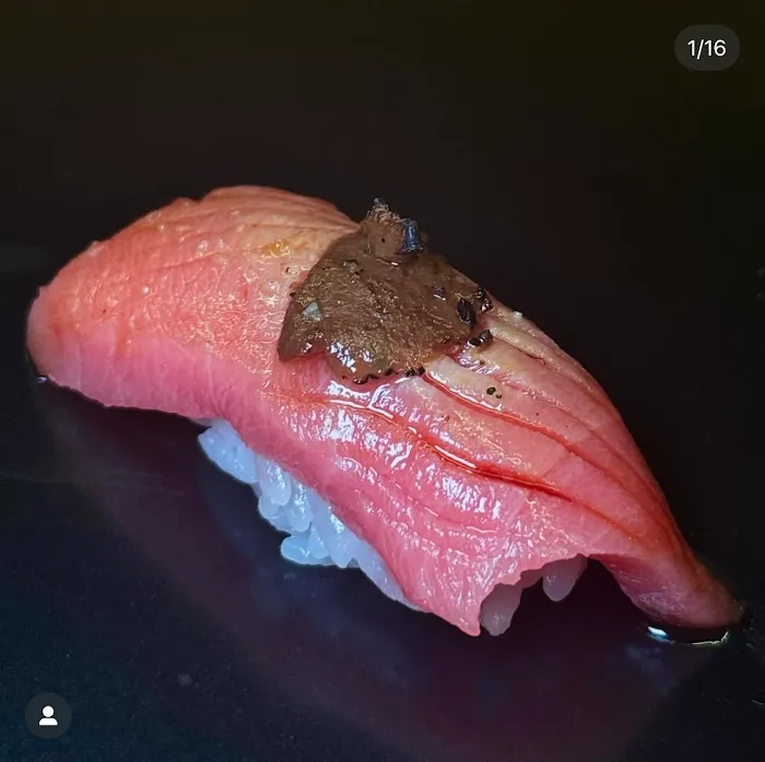 Omakase sushi by hiro Picture 4