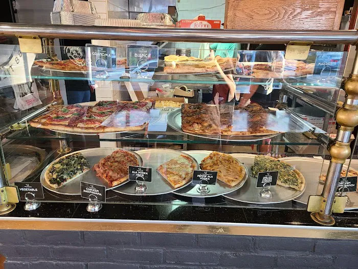 Pronto Pizza Picture 10