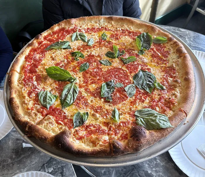 Lucia Pizza Of Avenue X Picture 5