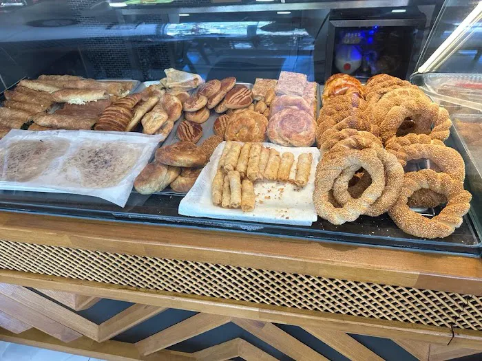 Safir Bakery & Cafe Picture 3