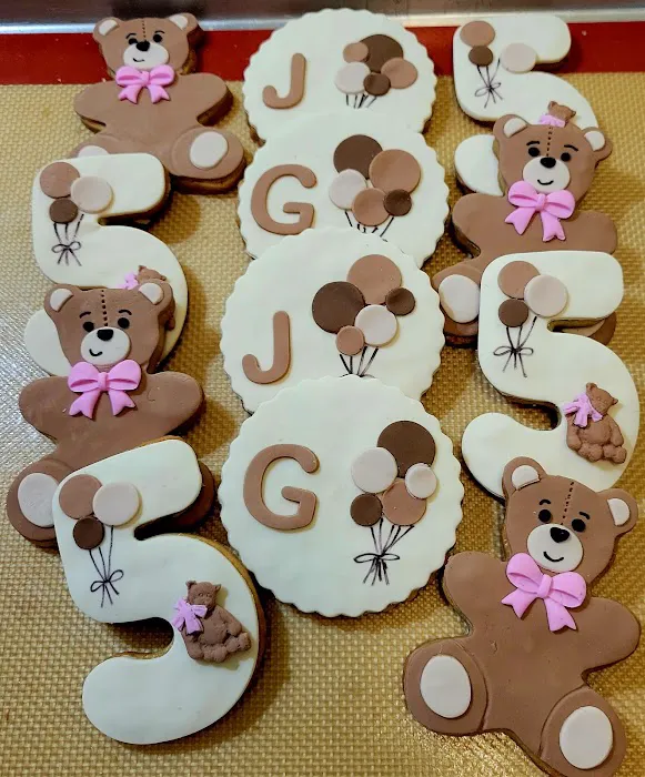 Customized Cakes By Marissa Roces Picture 6