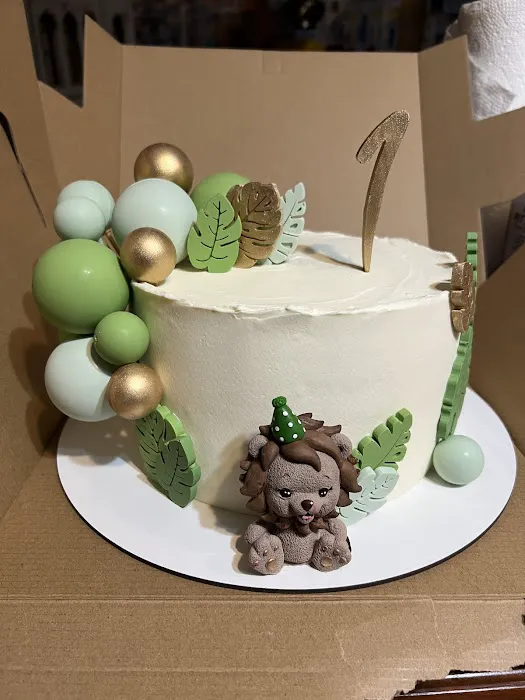 Sweet & Favorite Cake Shop Picture 5