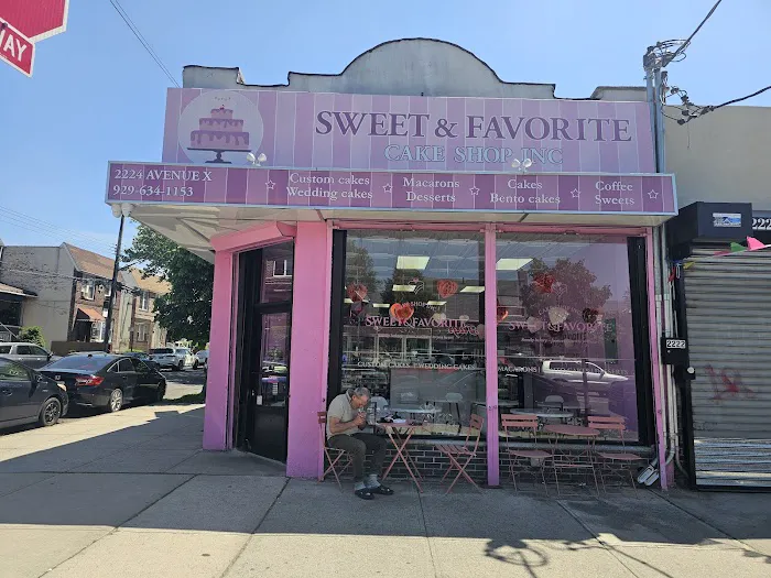 Sweet & Favorite Cake Shop Picture 8