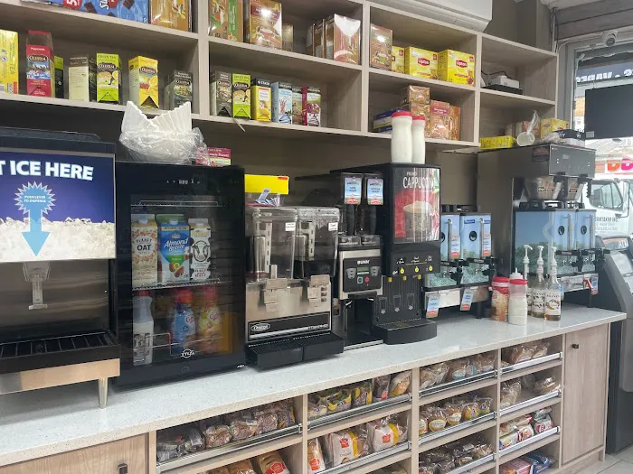 Kings deli and juice bar Picture 4