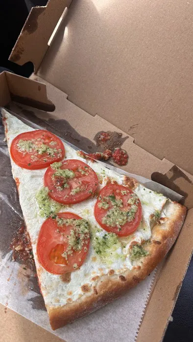 King's Pizza Picture 9