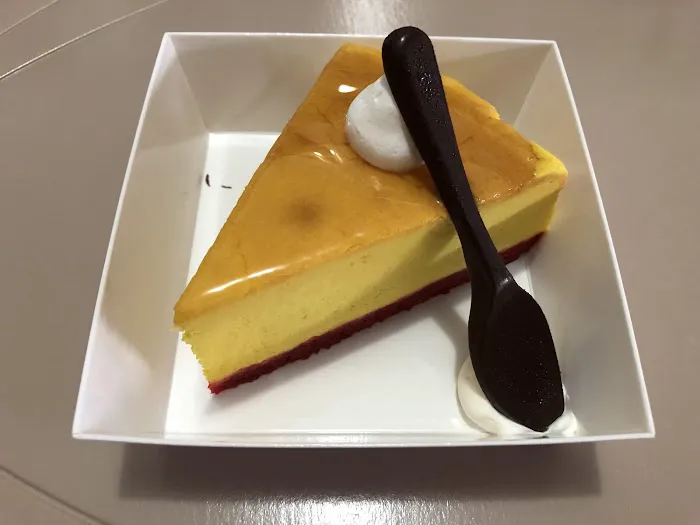 Yu King Bakery Inc Picture 9