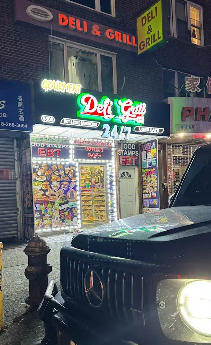 Gourmet Deli & Grill Picture 10