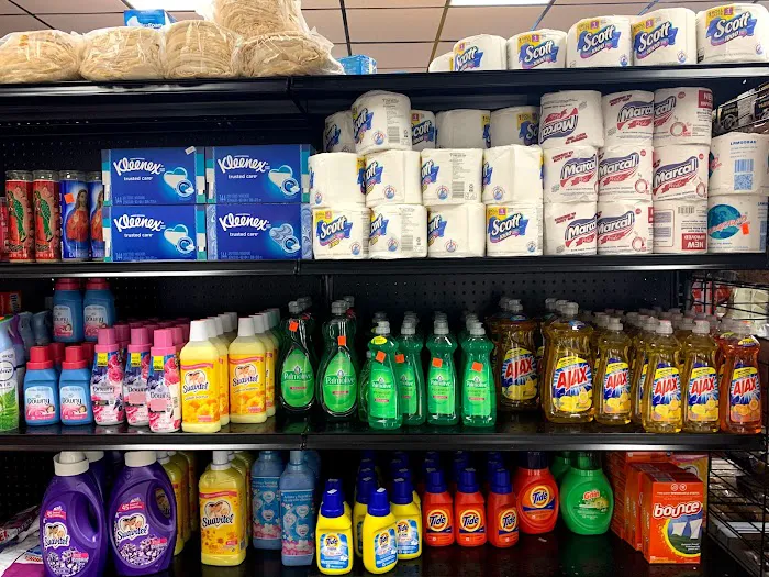 Stillwell’s Deli & Grocery Picture 3