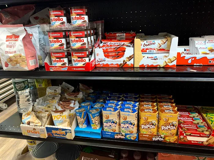 Stillwell’s Deli & Grocery Picture 5