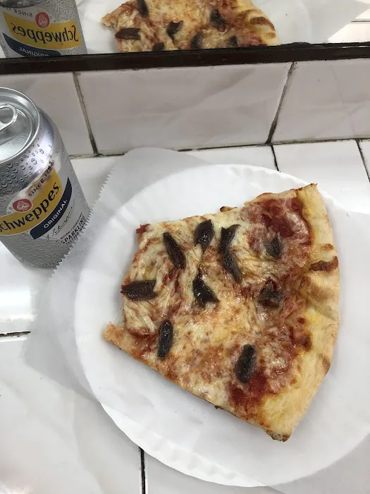 Bad Boys Pizza Picture 9