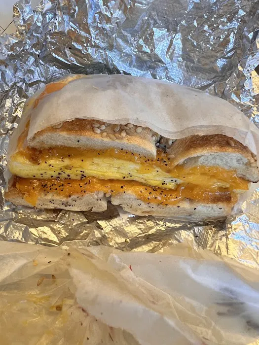 Avenue x Bagels Deli Picture 10