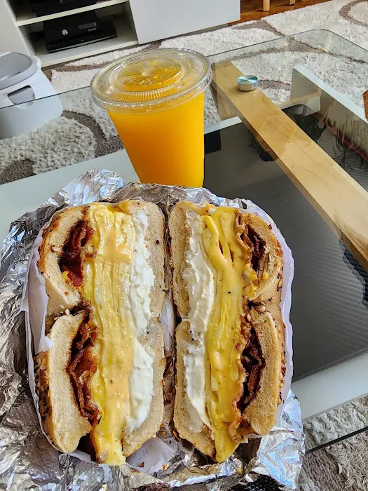 Avenue x Bagels Deli Picture 5