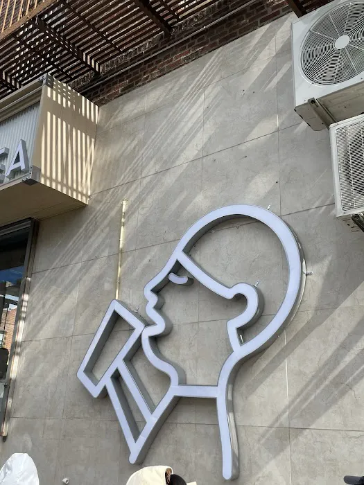 HEYTEA (7TH AVE) Picture 7