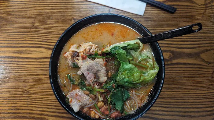 Western Yunnan Crossing Bridge Noodle Picture 1