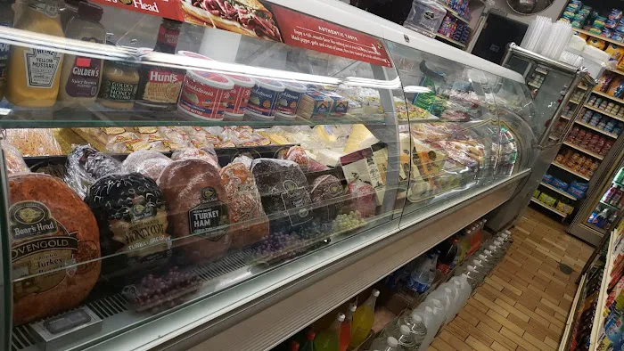 Stop One Deli Picture 3