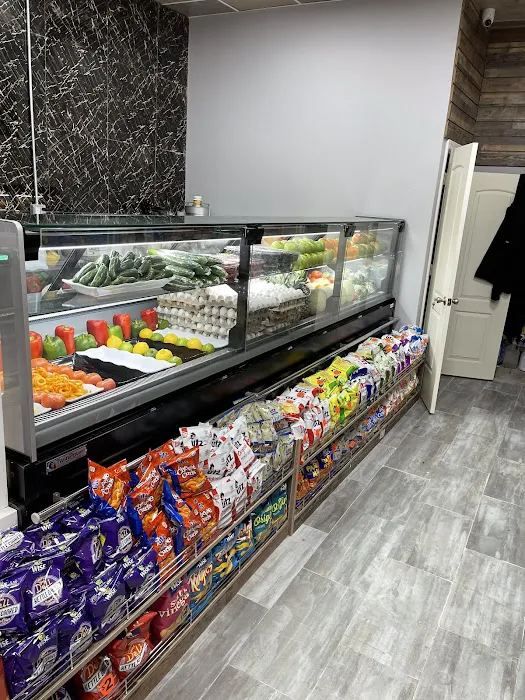 Aden deli & grocery Picture 5
