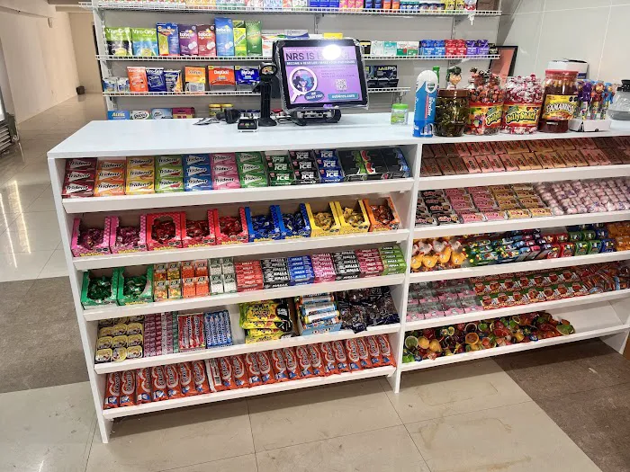 XELAJU GROCERY Picture 9
