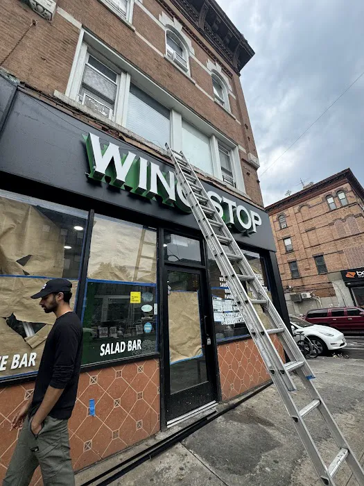 Wingstop Picture 4