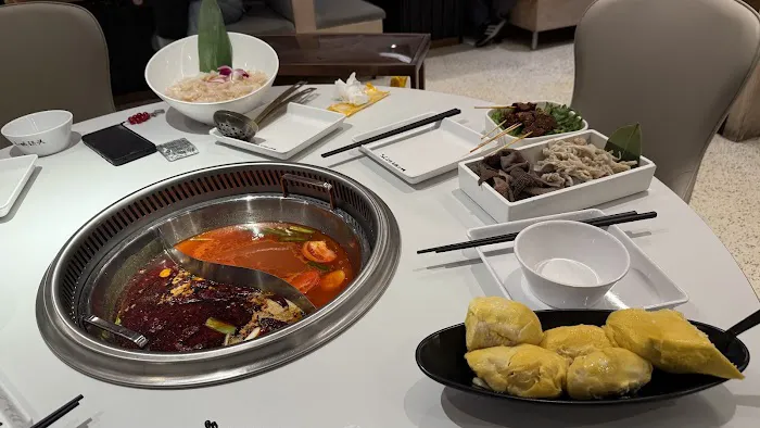 Chong Qing Wharf Hot Pot 山城码头火锅 Picture 3