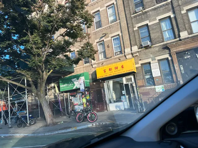 Full Doe Bakery Picture 1