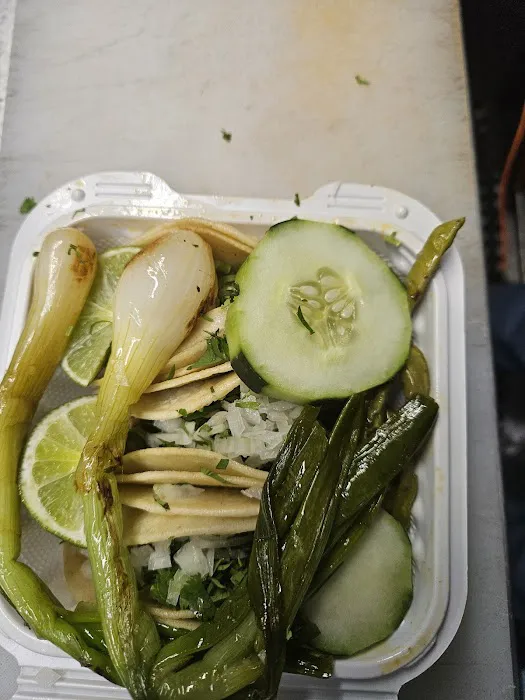 Tacos un cholito en New York Picture 6