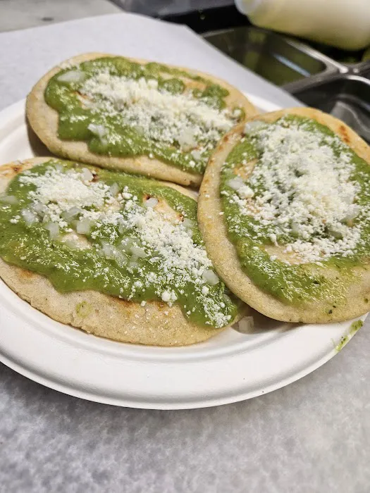 Tacos un cholito en New York Picture 10