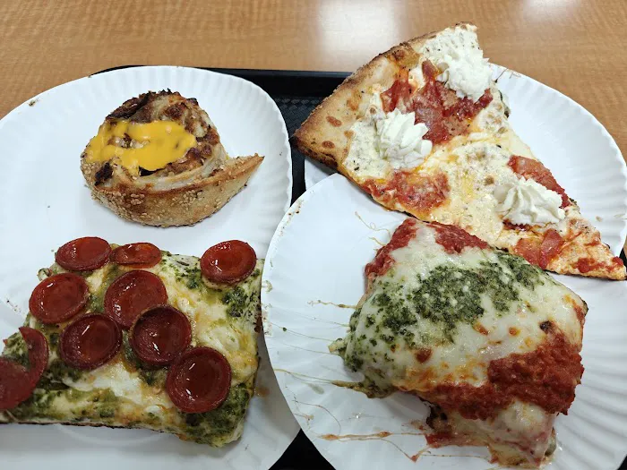 Krispy Pizza- Brooklyn, NY Picture 2