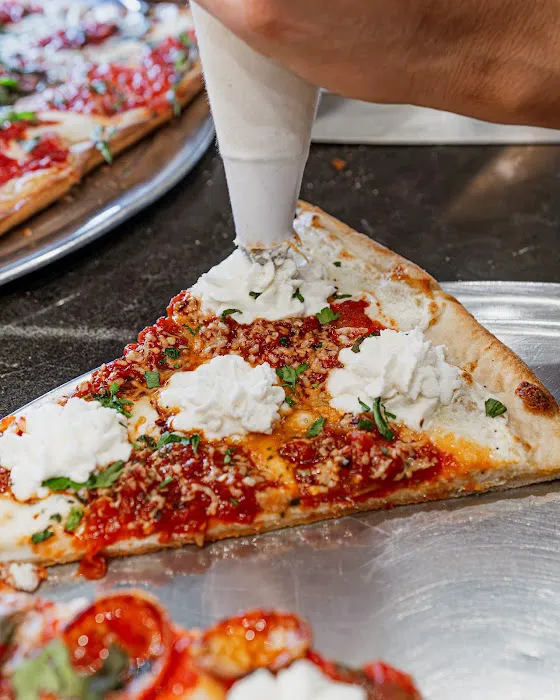 Krispy Pizza- Brooklyn, NY Picture 5