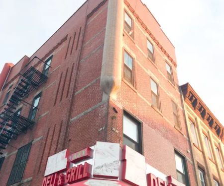 Azy Deli & Grill