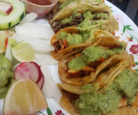 Tacos los poblanos