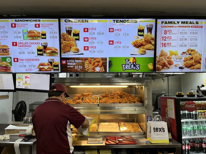 Tex’s Chicken & Burgers Picture 3