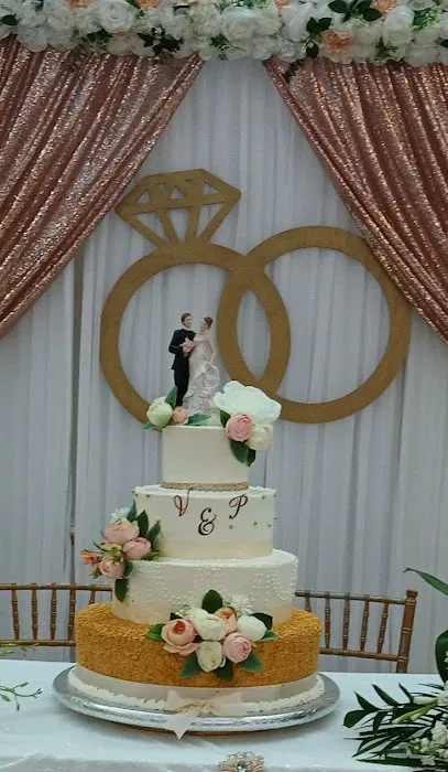 El Chantilly Bakery Picture 1