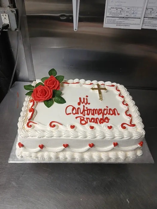 El Chantilly Bakery Picture 5