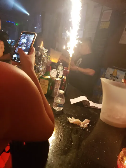 Three Brothers Bar Picture 4