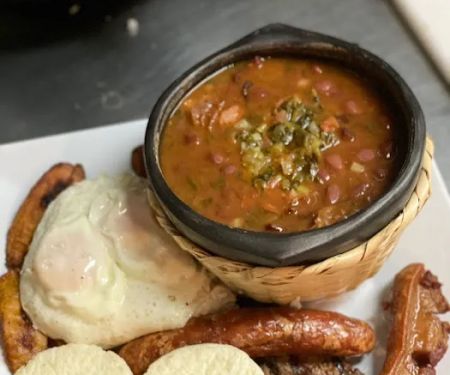 Sabor de Colombia Restaurant and Bakery