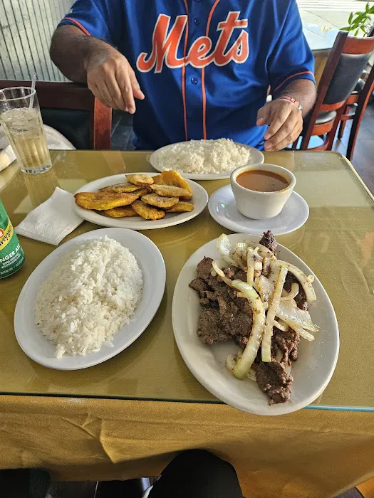El Buen Gusto Picture 7
