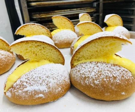 Mandato Bakery