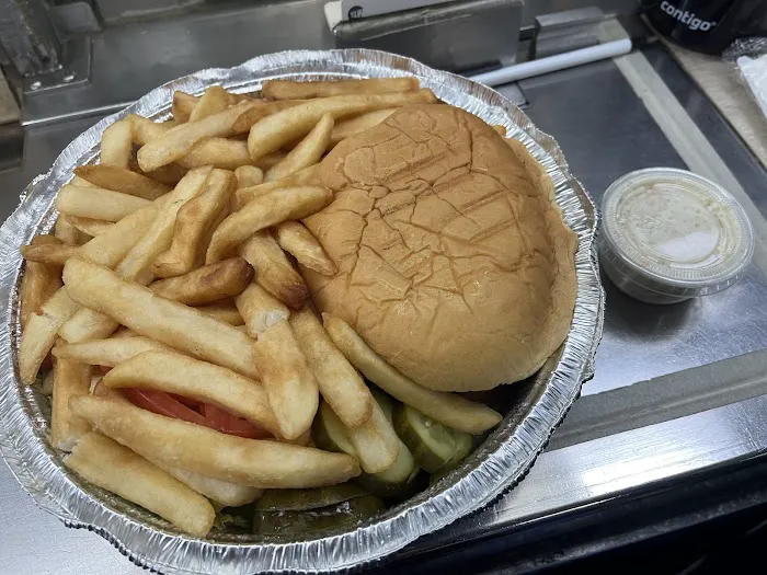 Mike's Royal Diner Picture 10