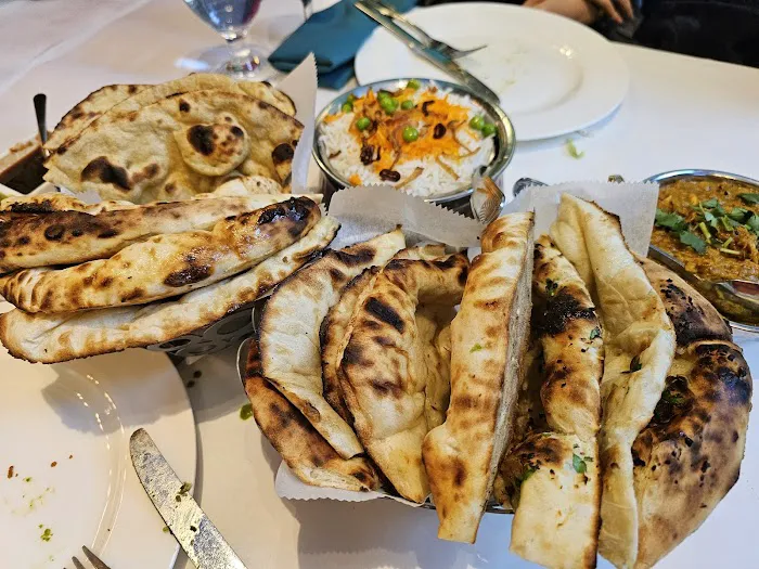 Mint Bay Indian Cuisine Picture 2