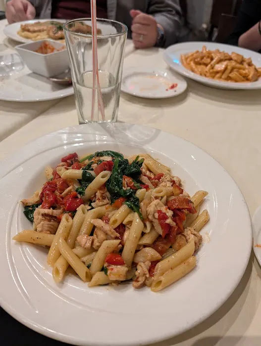 Vesuvio Restaurant & Pizzeria Picture 3