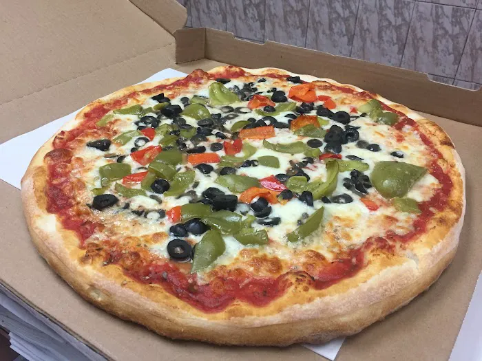 Pete's Pizzeria & Restaurant Picture 8