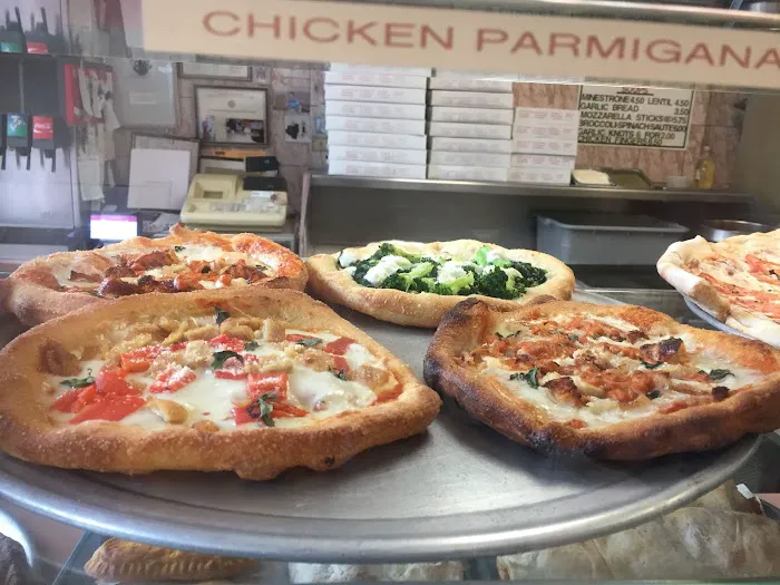Pete's Pizzeria & Restaurant Picture 7