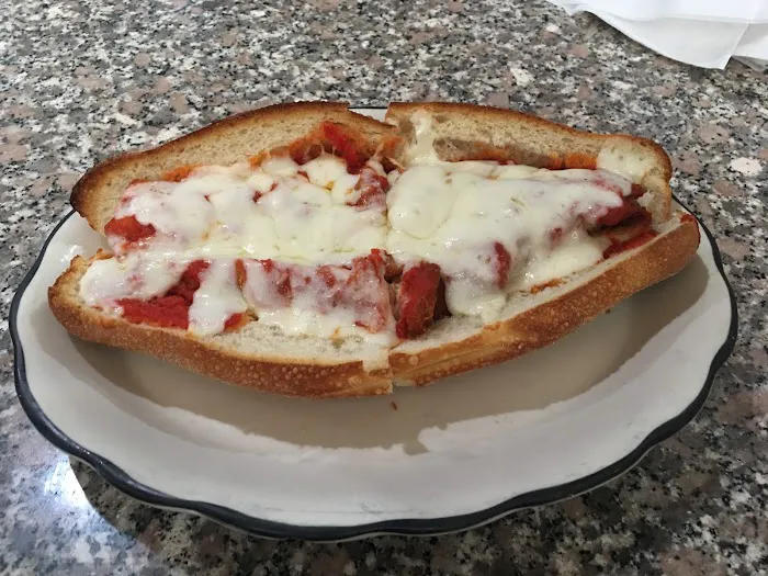 Ben's Pizzeria Picture 8