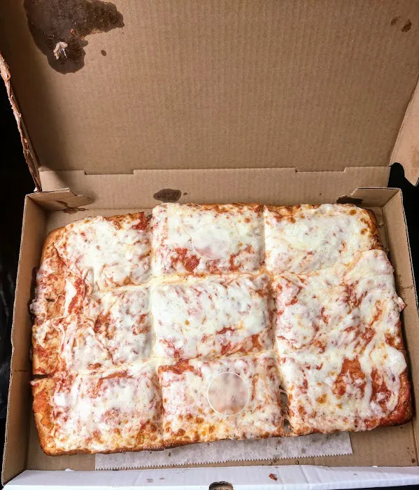 Ben's Pizzeria Picture 6