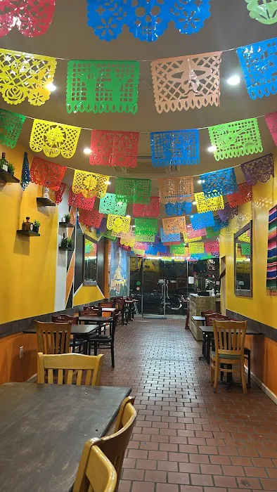 CASA PUEBLA RESTAURANT Picture 5