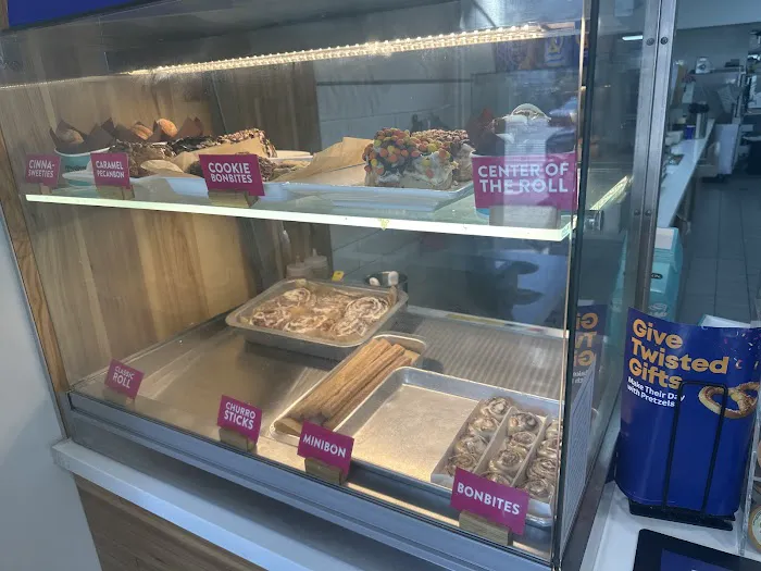 Auntie Anne's Picture 4