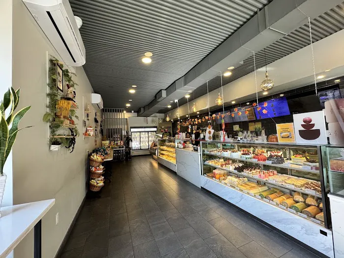 Gigi’s Bakery Picture 5